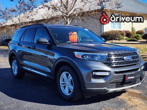 2020 Ford Explorer2020 Ford Explorer